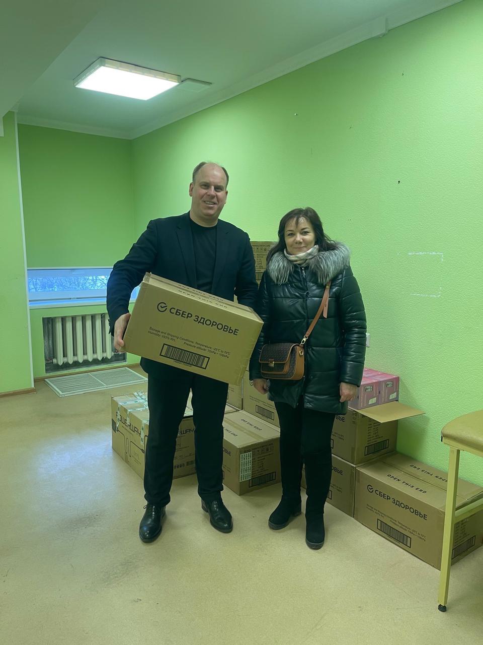Пожертвование медицинского оборудования для осуществления дистанционного мониторинга и телемедицинских консультаций (СПб ГБУЗ «Городская поликлиника №106»)